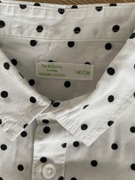 Bodkovaná košeľa, 140