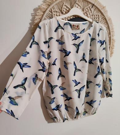 Blúzka s vtáčikmi, m