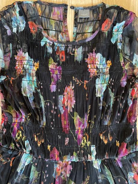 Saty krasne, next,140