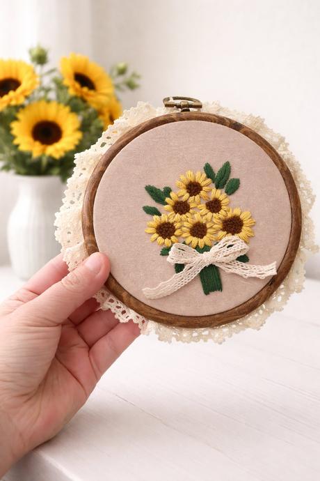 Ručne vyšívaná dekoracia na stenu, 