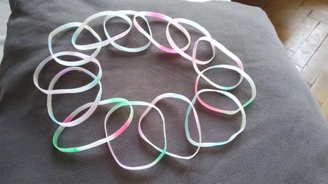 Gumičky 13 kusov a žinilkový drôtik ako nové, 