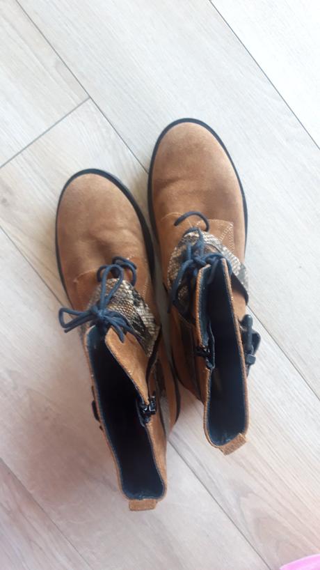 Členkove topánky, 39