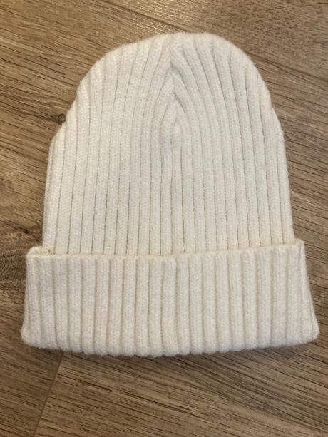 Čiapka next, next,104