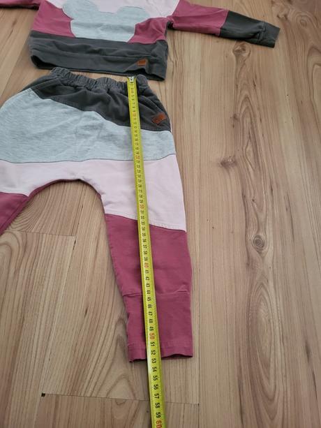 Tepláková súprava, 104