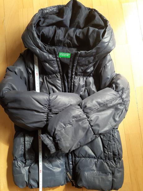 Zimna bunda zn.benetton, benetton,116