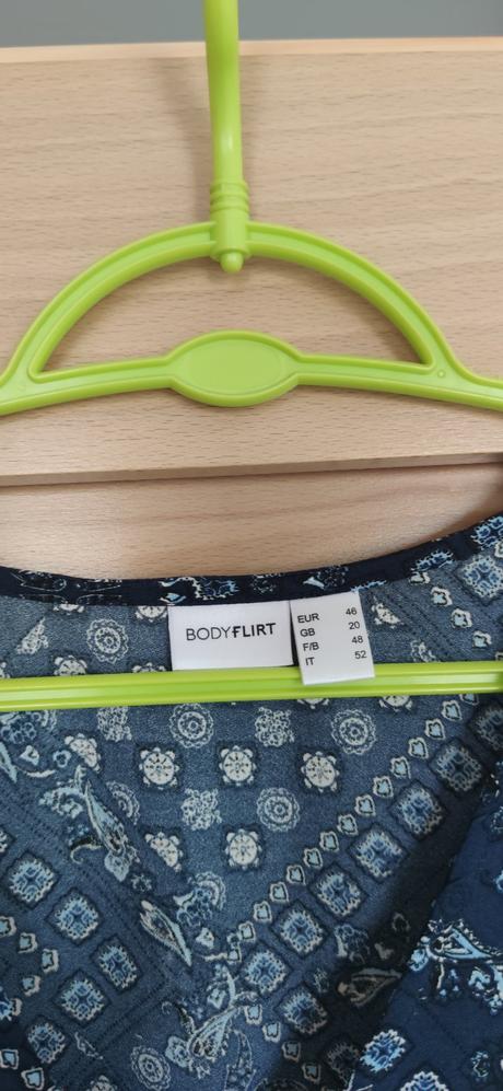 Dámske šaty, veľkosť 46, 46