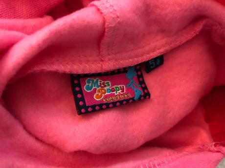 Mikina s kapucňou, 110