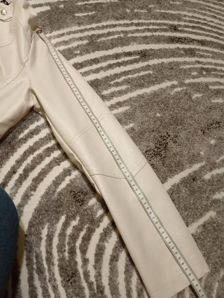 Koženkova bunda 38, 38