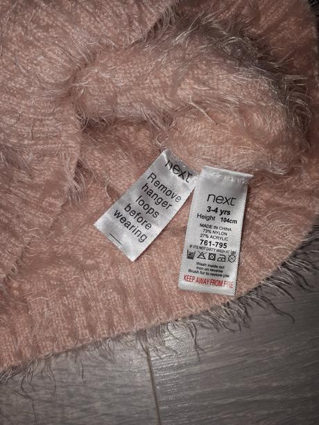 Svetrik next, next,104