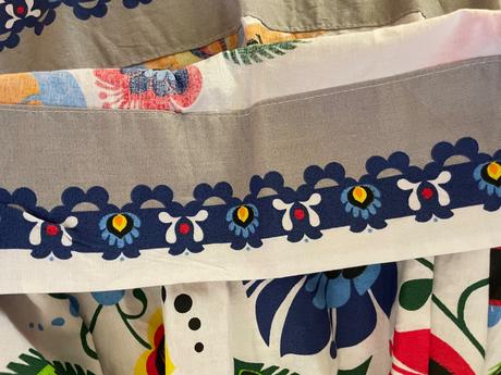 Folklórna suknicka a celenka, 128