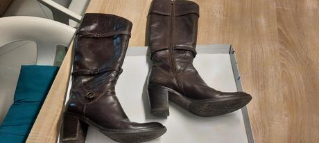 Kožené čižmy, 40