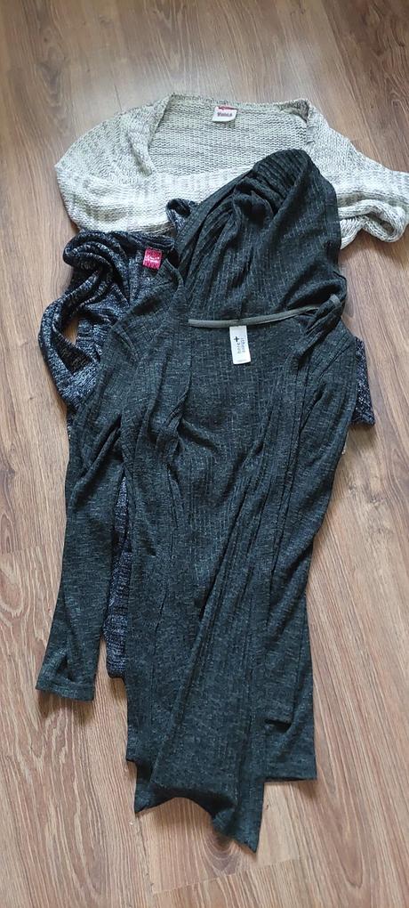 Svetrik 3 ks spolu, c&a,146