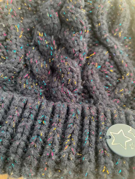 Suprava šál & čiapka, reserved,s