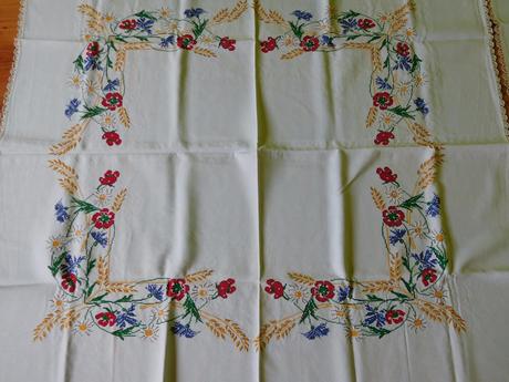 Ručne vyšívaný set obrusov-122x135cm, , 