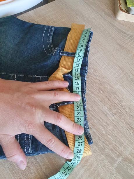 Chlapčenské rifle, marks & spencer,92