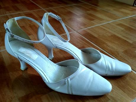 Svadobné topánky, 39