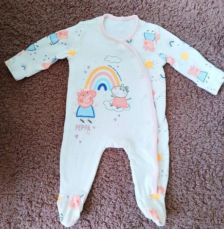 Pyžamko peppa pig, 62