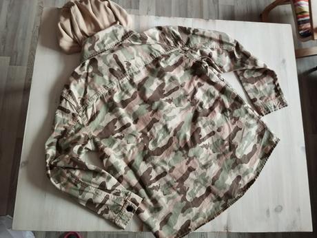 Tenká maskáčová bunda, f&f,158