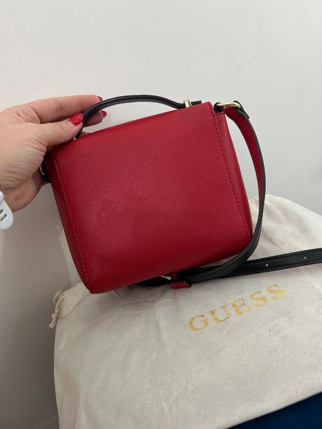Guess kabelka, guess