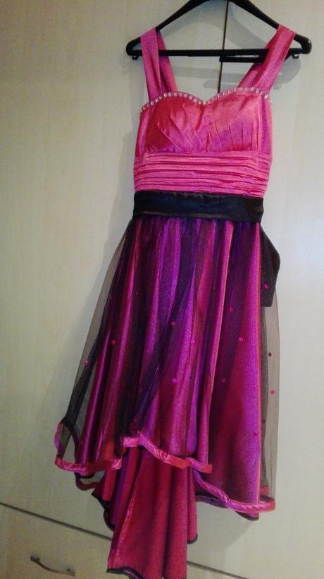 Spoločenské šaty, 37