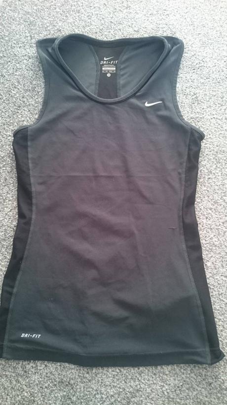 Nike tielka 9druhov/kupa po kuse, nike,m