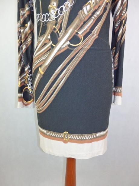 Luxusné úpletové šaty, 34