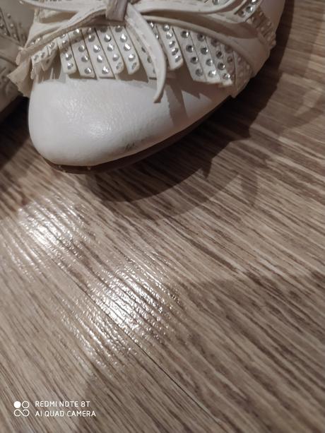 Baleríny s koženou stielkou, 37