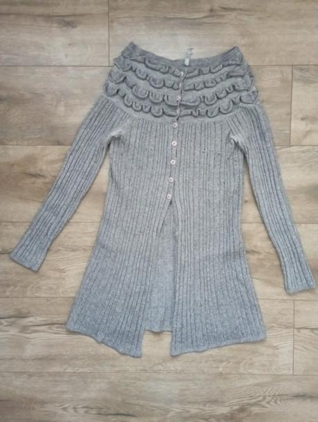 Zb zaujímavý svetrík, xs