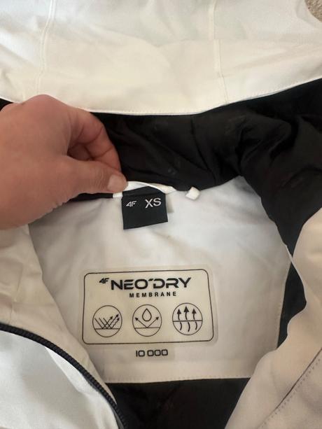 Damska/dievcenska lyziarska bunda, xs