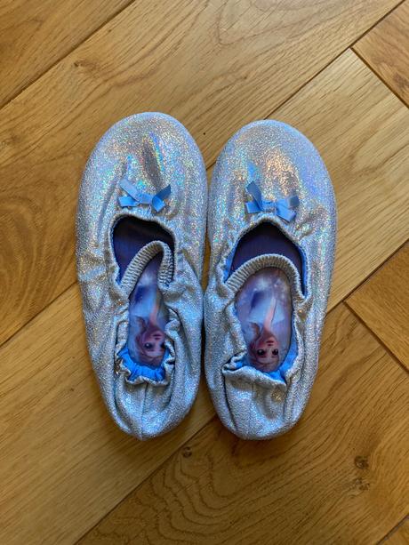 Elsa frozen cvicky, h&m,31