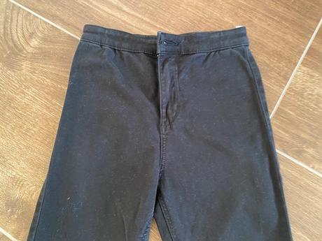 Čierne rifle, h&m,134