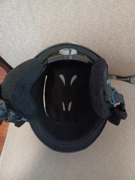 Detská lyžiarska prilba na 8-10 rokov, s