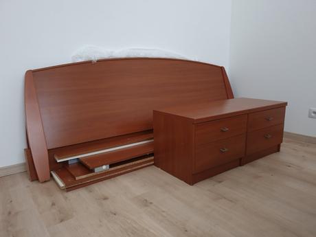 Posteľ, šírka (cm): 180,dĺžka (cm): 200