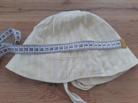 Letný klobúčik, 80