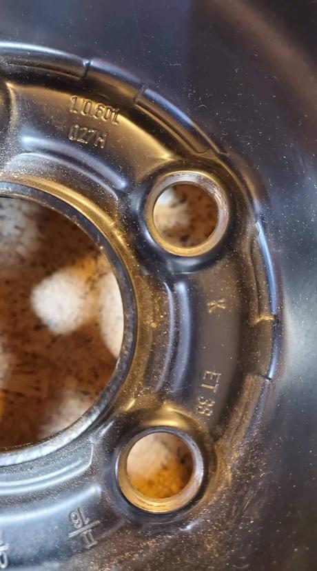 Plechové disky na auto,