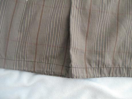 Nohavice sportove, 44