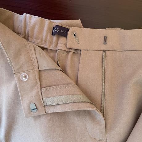 M&s letné svetlohnedé cigaretové nohavice s pukmi, marks & spencer,38