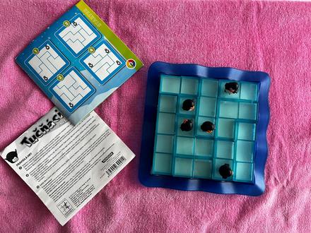 Hlavolam - tučniaci, 