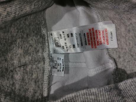 Pyžamkové overaly, 62