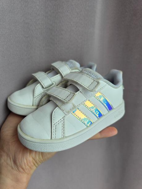 Botasky adidas, adidas,23