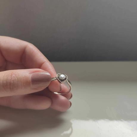 Strieborný prsteň - srdiečko,