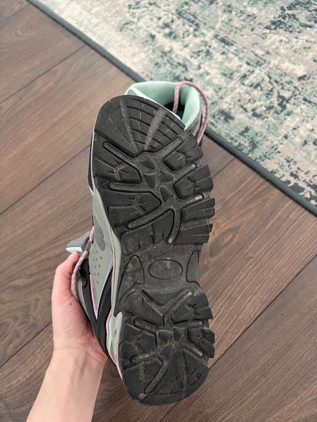 Turistické topánky, 37