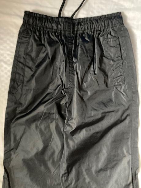 Crane nohavice do dažďa, 122