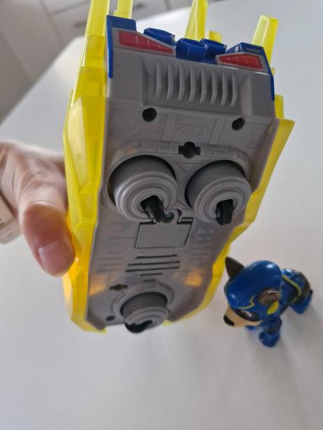 Auto paw patrol chase,