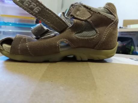 Pre nenáročnú, baťa,24