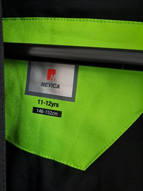 Lyžiarska bunda, 146