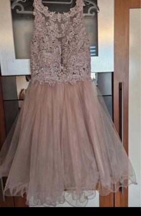 Ružové tylové šaty, m