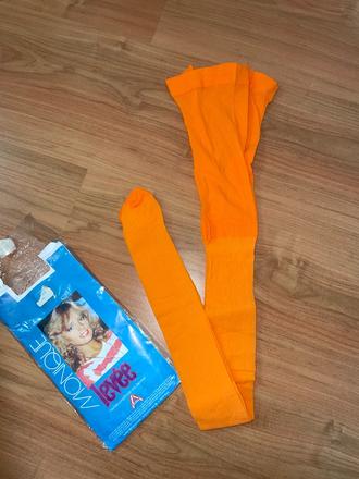 Oranžové pančucháče, 