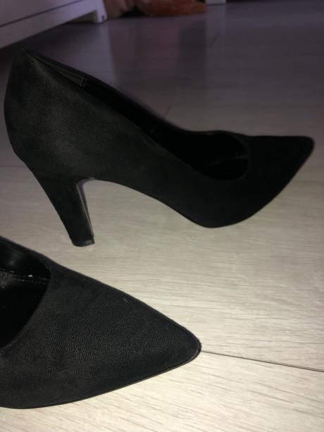 Topánky, clara barson,39