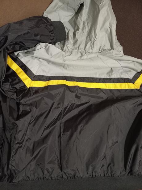 Jarná vetrovka, reserved,140